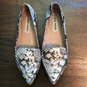 Steve Madden Snake Skin Flats Size 7